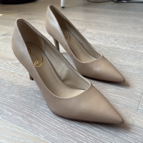 Sam Edelman Vienna Pointed Toe Pump - Picture 1 of 7